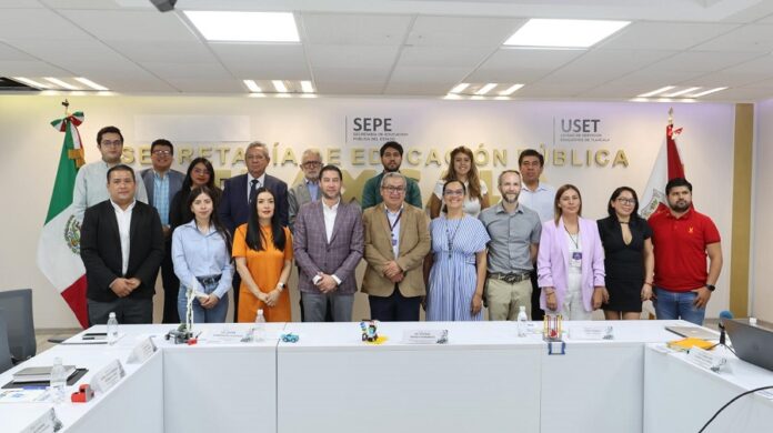 Gobierno , Empresarios y Fundación Robotix de Unen Para Transformar la Educación en Tlaxcala -AlternativaTlx