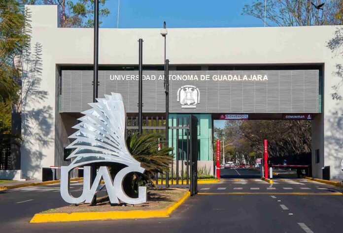 UAG, Dentro de las 10 Mejores Universidades de México -AlternativaTlx