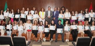 Alumnos de la UAG se Certifican como Consultores de Imagen -AlternativaTlx