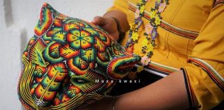 Angélica Cosío Candelario, Artesana Wixárika que Teje Historias y Tradiciones con Cada Hilo -AlternativaTlx