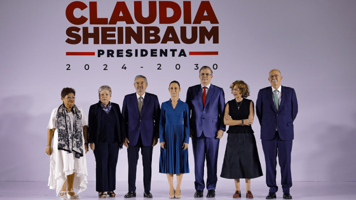Crítica Alternativa • Las Mejores Mujeres y Hombres de la Presidenta