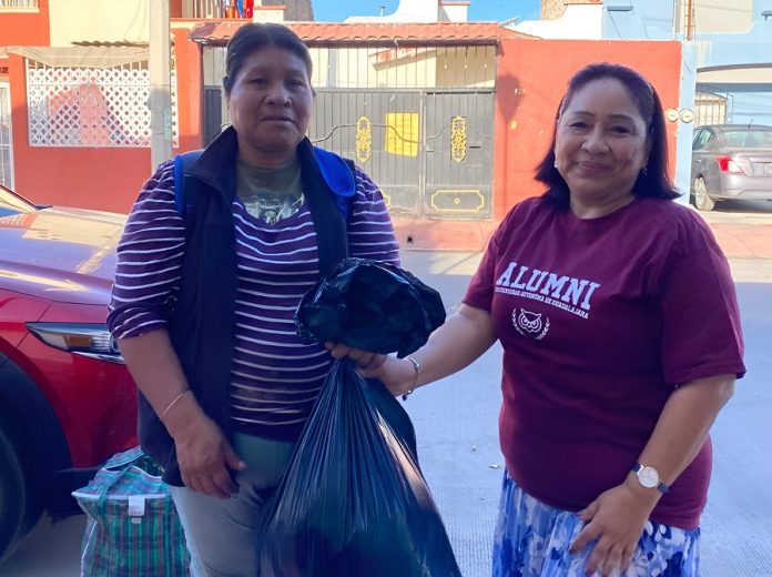 Egresados de la UAG de Tepic Realizan Acciones en Beneficio de la Sociedad -AlternativaTlx