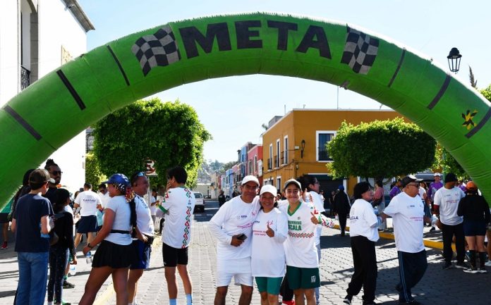 Participan 550 Personas en la Carrera “Trota o Camina Junto con Papá