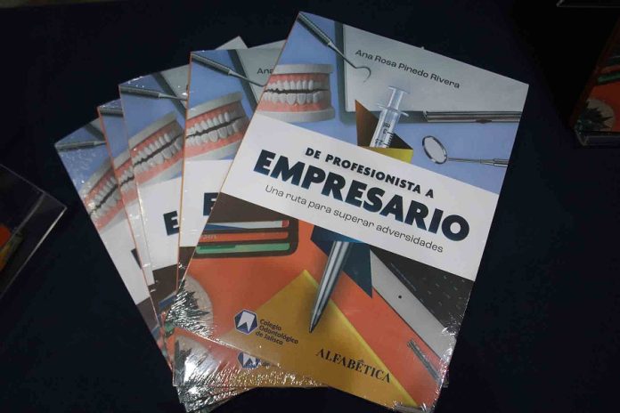 Presentan Libro sobre Emprendimiento en el Sector Salud -AlternativaTlx