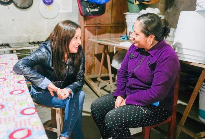 Visita Fernanda Espinosa de los Monteros a Beneficiarios de Programas de la Secretaría de Bienestar -AlternativaTlx