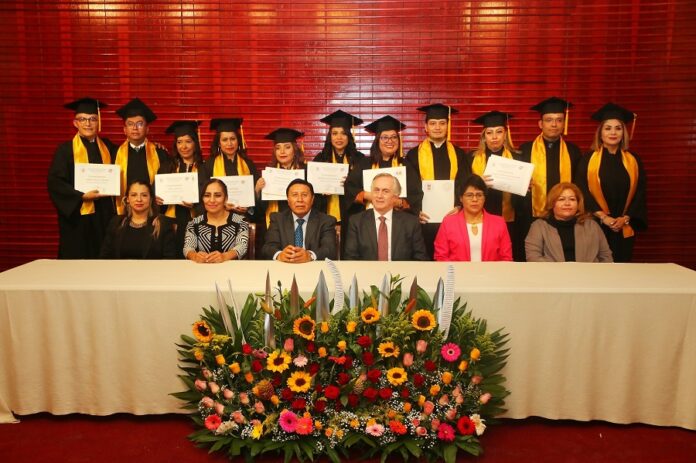 Culminaron Estudios en la UATx Especialistas en Salud Pública -AlternativaTlx