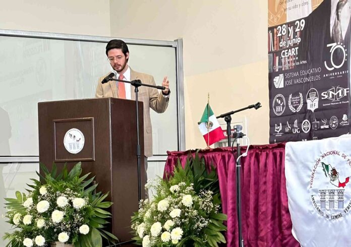 El ser Humano es Creador de Instituciones por Naturaleza -AlternativaTlx