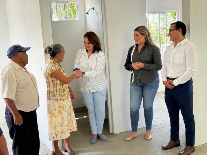 Entrega Ayuntamiento de Huamantla Dos Viviendas a Personas de Escasos Recursos -AlternativaTlx