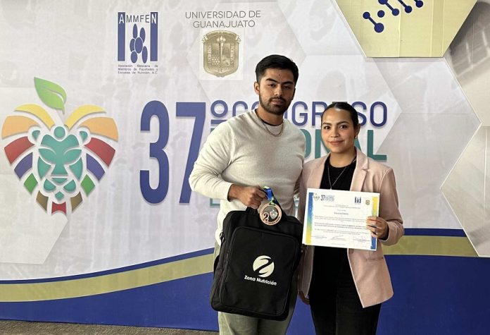 Estudiantes de la UAG de Nutrición Destacan en Congreso Nacional -AlternativaTlx Estudiantes de la UAG de Nutrición Destacan en Congreso Nacional -AlternativaTlx