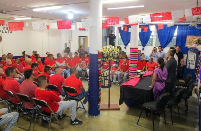 Imparte Torero Pláticas de Superación Personal a Personas Privadas de la Libertad -AlternativaTlx
