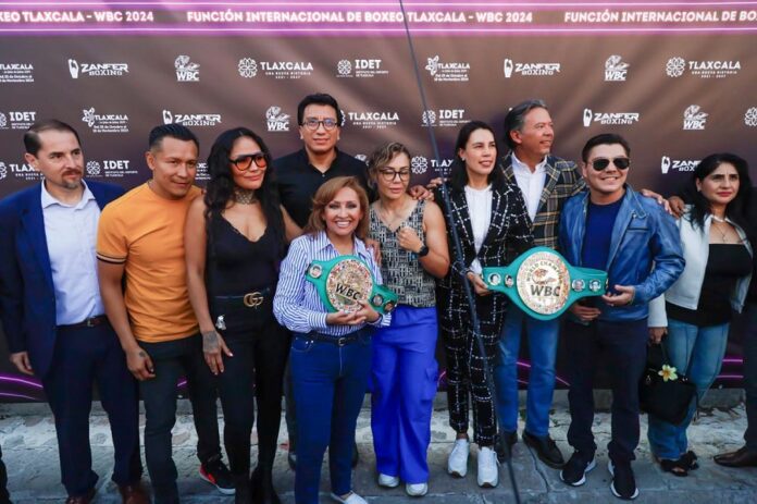 La Fiebre del Box Llegó a Val’quirico y se Engalanó con la Presencia de “el Travieso” Arce, “La Barbie” Juárez” y Jackie Nava -AlternativaTlx