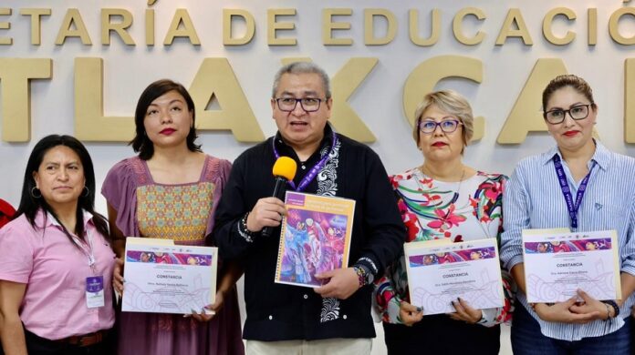 Presenta la SEPE-USET Prototipo de Libro de Texto Gratuito Contra la Trata de Personas -AlternativaTlx