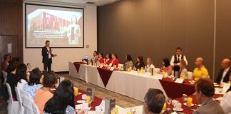 UAG Presenta su Oferta Educativa a Importantes Empresas de la Región -AlternativaTlx