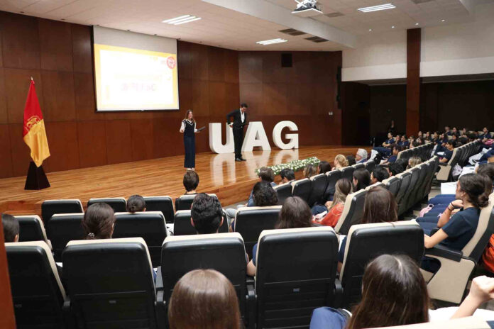 Cirujanos Dentistas Inician su Formación en la UAG -AlternativaTlx