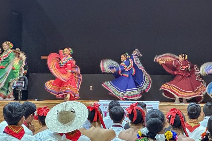 Invita Ayuntamiento de Huamantla a la Presentación de la Danza Folcrórico Toneljuayotl -AlternativaTlx