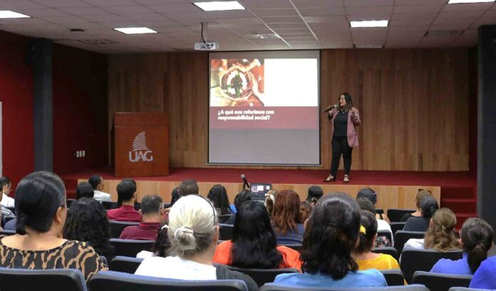 UAG Lanza Campaña de Reciclaje de Papel -AlternativaTlx
