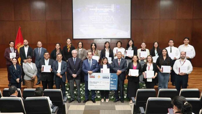 UAG Reconocen a Profesores Destacados en Innovación -AlternativaTlx