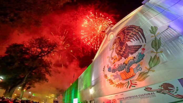 Encabeza Gobernadora Encendido de Luces Patrias 2024 -AlternativaTlx