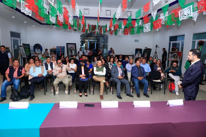 Imparten Conferencia: “Apertura Institucional y Transformación Nacional” -AlternativaTlx