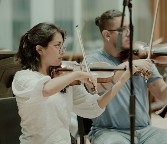 La Orquesta Escuela Carlos Chávez Graba en los Estudios Churubusco Música de Diana Syrse -AlternativaTlx