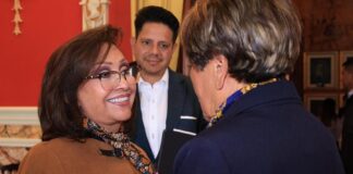 Atiende Gobernadora Peticiones Ciudadanas y da Muestra de su Política de Gobierno Abierto -AlternativaTlx