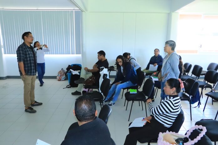 Enseñan a Identificar Aves y Promover la Ciencia Ciudadana en Curso del Jardín Etnobiológico Tlaxcallan - AlternativaTlx