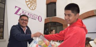 Familias Zacatelquenses Reciben Despensas a Bajo Costo en Pro de la Economía Familiar -AlternativaTlx