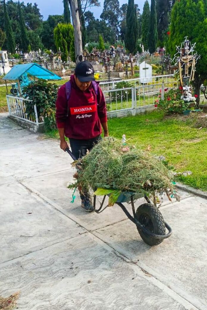 Garantiza Ayuntamiento de Tlaxcala de Xicohténcatl Panteones Limpios y Accesibles para Celebración de Día de Muertos -AlternativaTlx