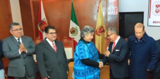 Rector de la UATx da la Bienvenida a Beatriz Paredes como Catedrática Universitaria - AlternativaTlx