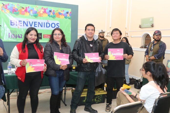 Pequeñas y Pequeños Universitarios de la UATx Llevó el Taller “Entre Mazorcas y Sonrisas” a la FILIJ 42 - AlternativaTlx