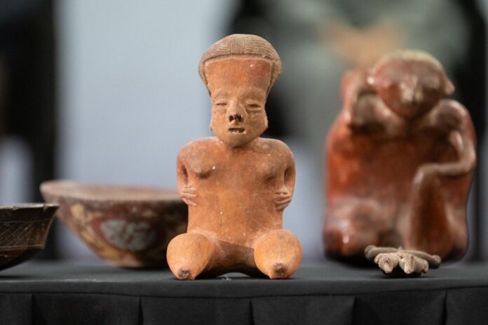 Restituyen a México 220 Piezas del Patrimonio Cultural -AlternativaTlx