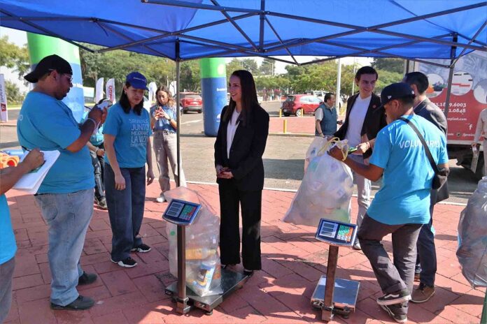 UAG Impulsa el Reciclaje de Plástico en Apoyo al Medio Ambiente -AlternativaTlx