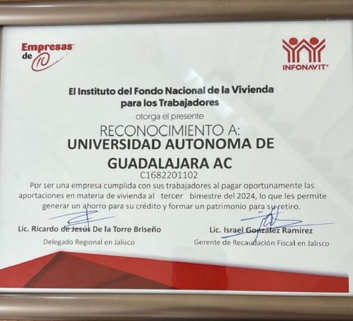 UAG Recibe Reconocimiento del INFONAVIT -AlternativaTlx UAG Recibe Reconocimiento del INFONAVIT -AlternativaTlx