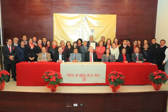 Licenciatura en Médico Cirujano UATx Obtiene Segunda Reacreditación - AlternativaTlx