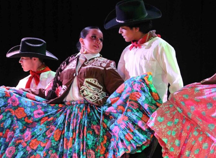 México Baila con el Corazón una Celebración de Tradiciones Mexicanas -AlternativaTlx México Baila con el Corazón una Celebración de Tradiciones Mexicanas -AlternativaTlx