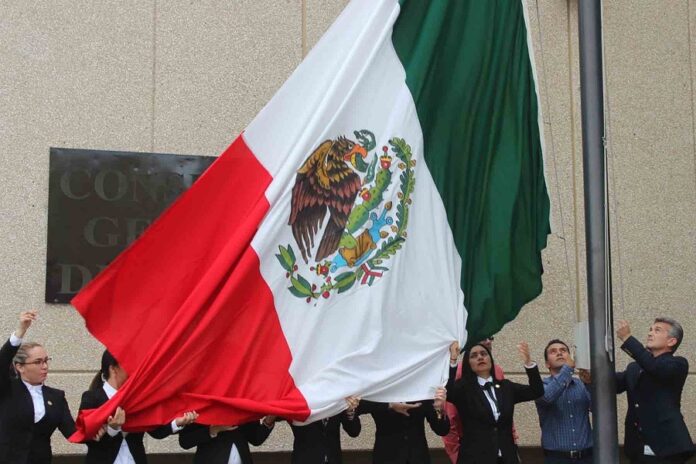 Egresado de la UAG Lleva 3 Décadas de Dar la Cara de México en el Exterior -AlternativaTlx