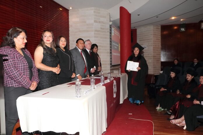 Gradúa la UATx a Nueva Generación de Especialistas en Enfermería Perinatal - AlternativaTlx