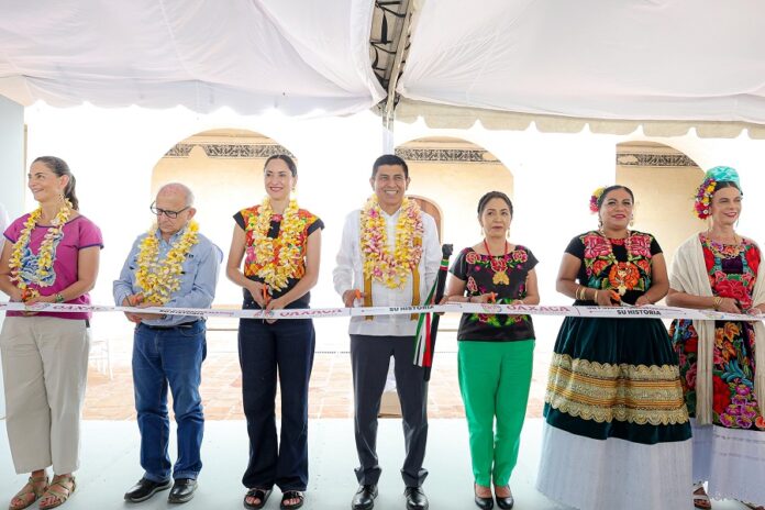 La Secretaria de Cultura del Gobierno de México y el Gobernador de Oaxaca Entegan la Restauración del Exconvento de Santo Domingo, en Tehuantepec -AlternativaTlx