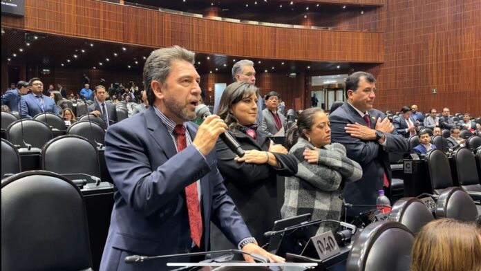 “Nos Solidarizamos con los Hermanos Migrantes en California” Ray Vázquez -AlternativaTlx