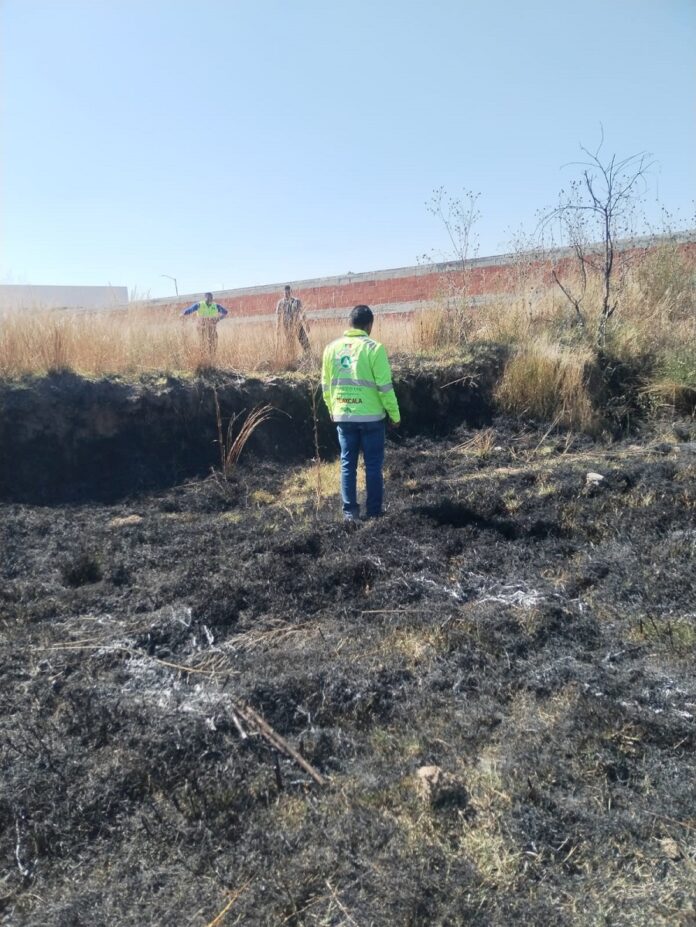 Protección Civil del Ayuntamiento de Tlaxcala Atienden Incendios de Pastizales en Tlaxcala -AlternativaTlx