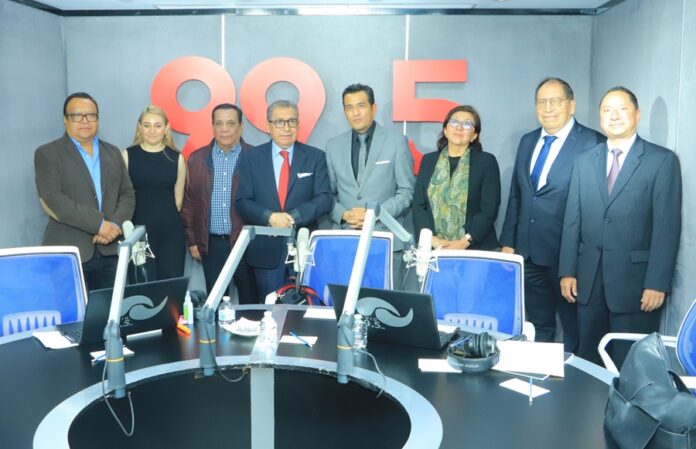 Rector de la UATx Reconoce Función Culturizadora de Radio Universidad - AlternativaTlx