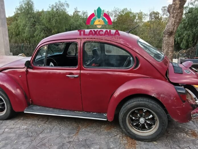 Aseguran Policías Municipales de Tlaxcala Vehículo con Reporte de Robo