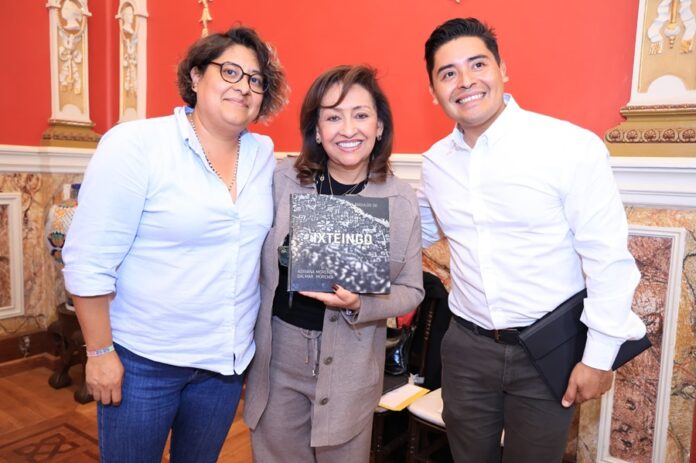 Con Libro “Ángulos de Ixtëingo”, Defienden y Promueven Cultura Otomí- AlternativaTlx
