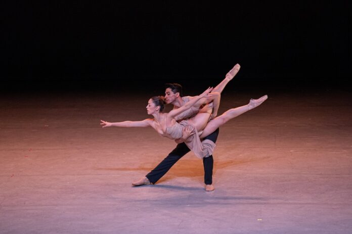 Entre Pasos, Diálogo entre el Ballet Clásico y las Creaciones Recientes - AlternativaTlx