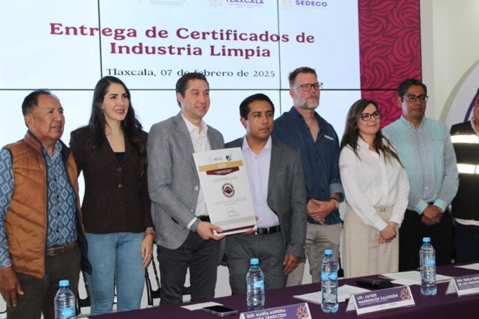 Entrega SEDECO Certificados de Industria Limpia- AlternativaTlx Entrega SEDECO Certificados de Industria Limpia- AlternativaTlx