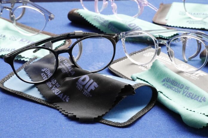 Entrega SEDIF más de 32 Mil Lentes a Estudiantes a Ciudadanos- AlternativaTlx 