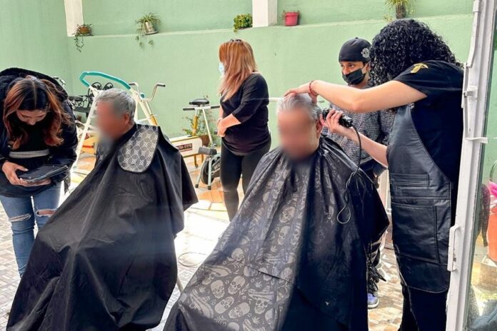 Gobierno de Huamantla Realiza Jornada de Embellecimiento para Adultos Mayores Gobierno de Huamantla Realiza Jornada de Embellecimiento para Adultos Mayores- AlternativaTlx