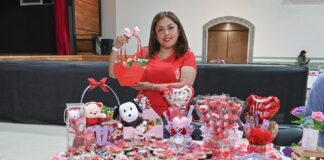 Ofrecen Emprendedores de Huamantla Productos Alusivos al "Día del Amor y la Amistad”- AlternativaTlx
