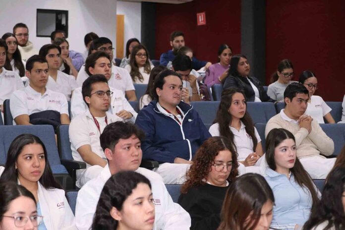 UAG busca Concientizar a Alumnos sobre las Enfermedades Raras - AlternativaTlx