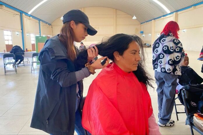 Acercan Gobierno Municipal e ICATLAX Curso de Técnicas de Corte de Cabello Básico a Huamantlecos Acercan Gobierno Municipal e ICATLAX Curso de Técnicas de Corte de Cabello Básico a Huamantlecos- AlternativaTlx